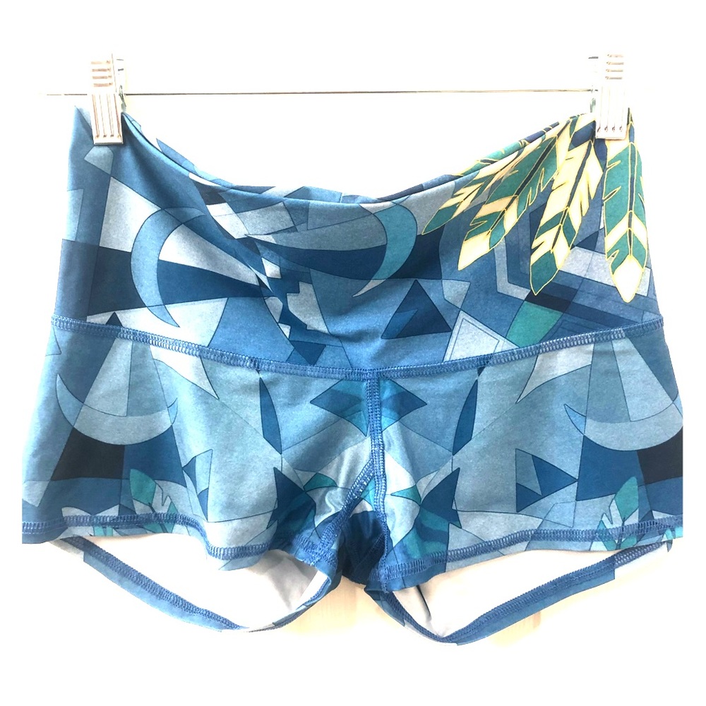 Teeki Shorts 🌾✨ NWOT